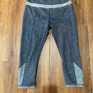 prAna Women’s Navy Capri Leggings Knit Logo Accent Size L